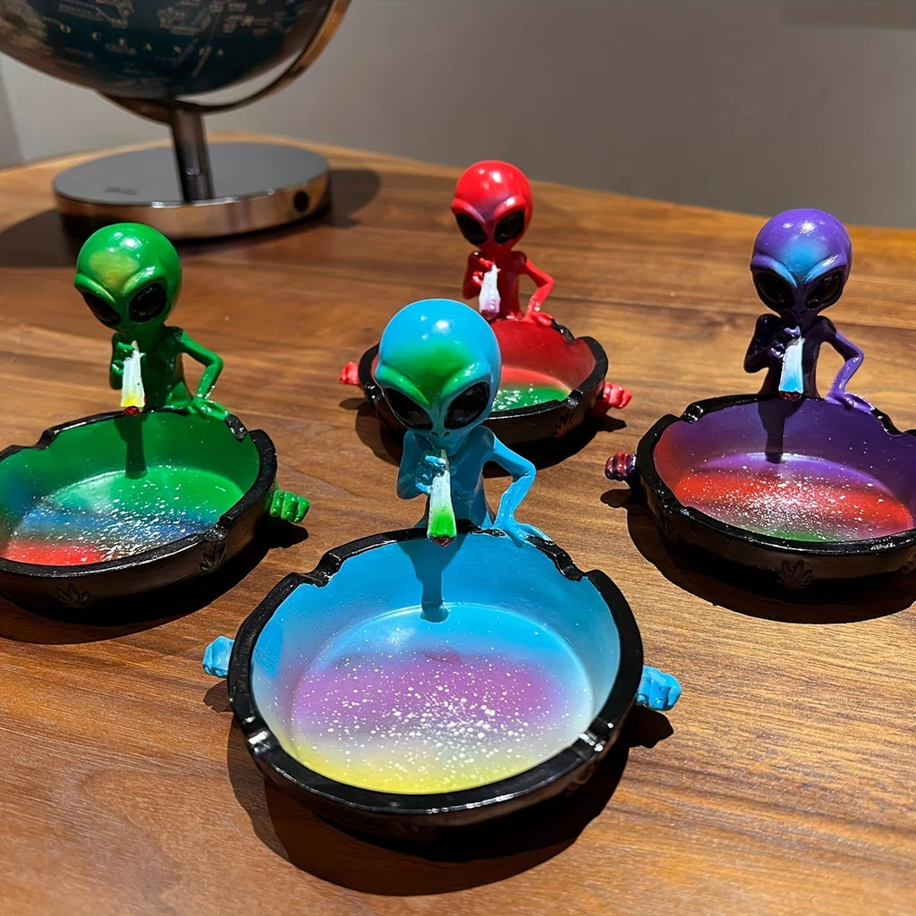 Puffing Alien Ashtray