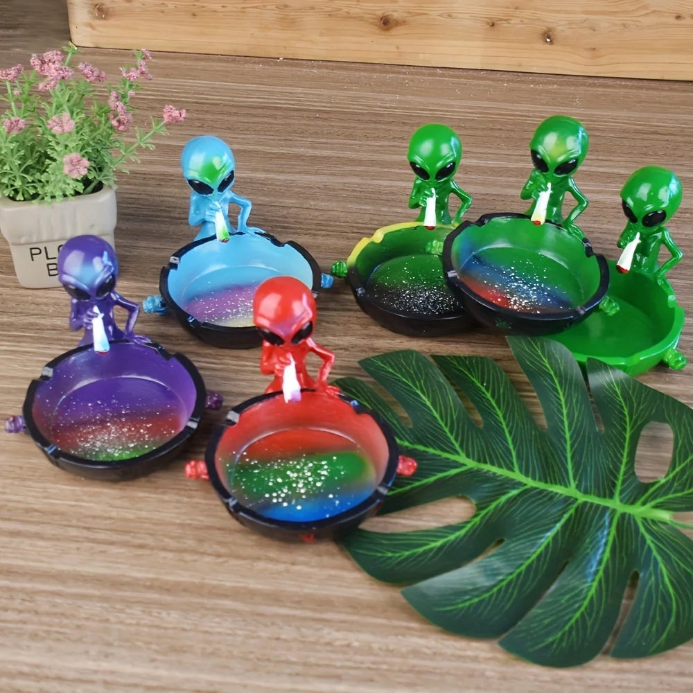 Puffing Alien Ashtray